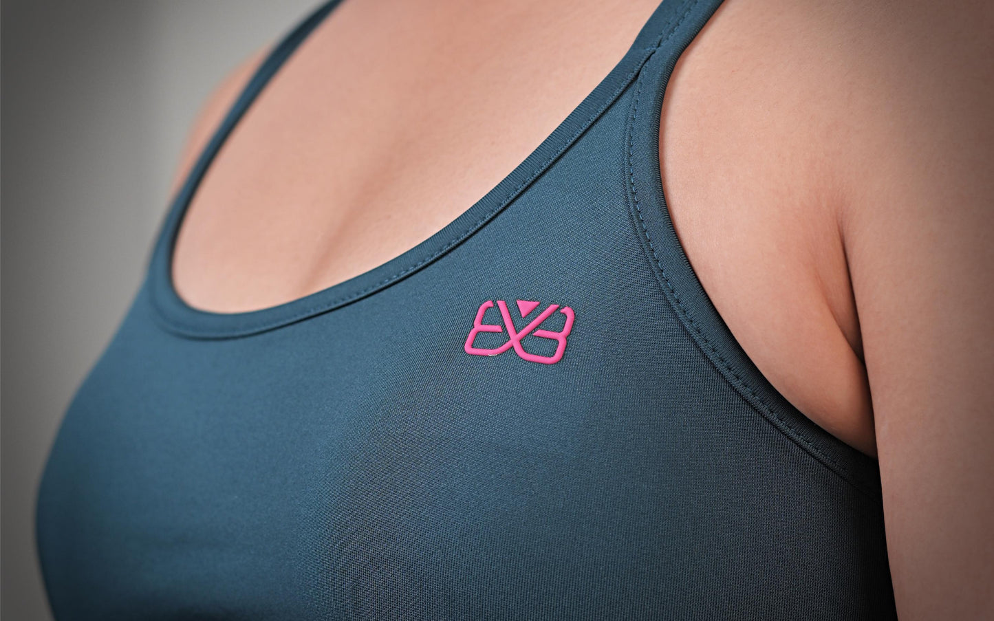 Go-To Crossover Sports Bra